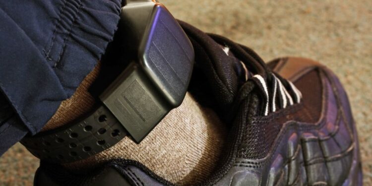 Qeveria ndan 600 mijë euro për blerjen e byzylykëve elektronik