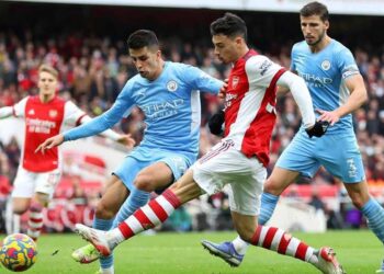 MAN CITY DHE ARSENAL LUFTOJNË PËR TITULLIN E PREMIER LEAGUE
