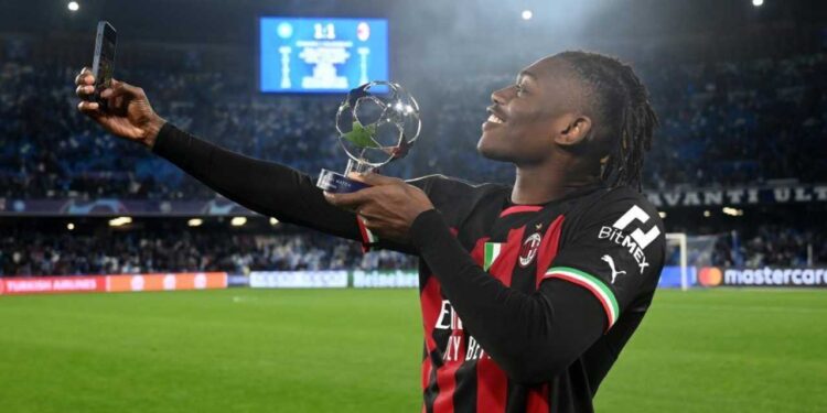 “Milani shtëpia ime”, Leao lumturon tifozët