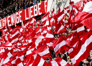 Klubi i njohur gjerman bën revolucion, bileta falas për të gjithë tifozët