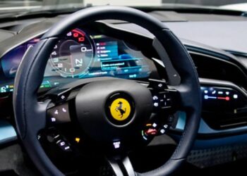 Ferrari bashkëpunon me Samsung për të zhvilluar ekranet e makinave