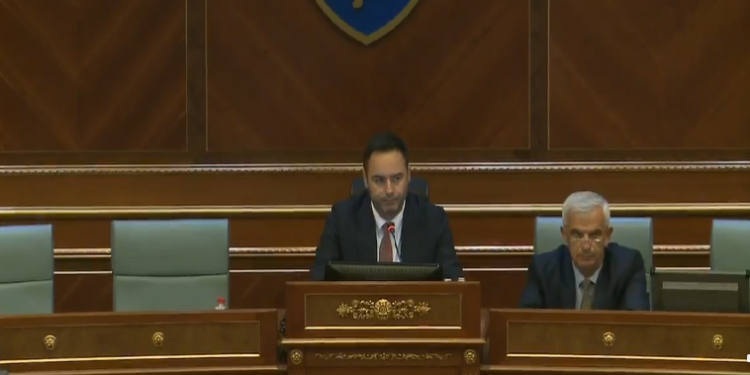 Konjufca: Asociacioni s’duhet pranuar pa ardhur njohja de-facto nga Serbia