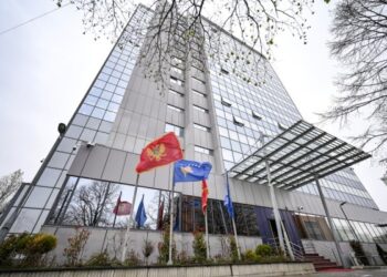 Në Komunën e Zetës iniciohet deklarata për tërheqjen e njohjes së Kosovës