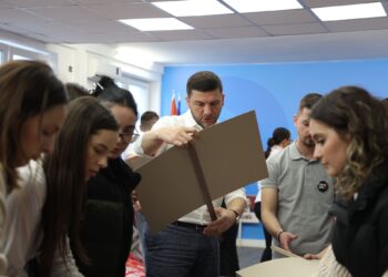 Krasniqi për marshin: Do t’i tregojmë botës se sa krenarë jemi me historinë tonë të lavdishme