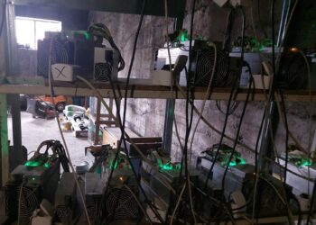 Sekuestrohen 20 pajisje për kriptovaluta në veri të Mitrovicës