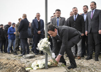 Kurti nga homazhet në Marec dhe Makoc: Angazhimin për drejtësi për viktimat, ndëshkim për kriminelët