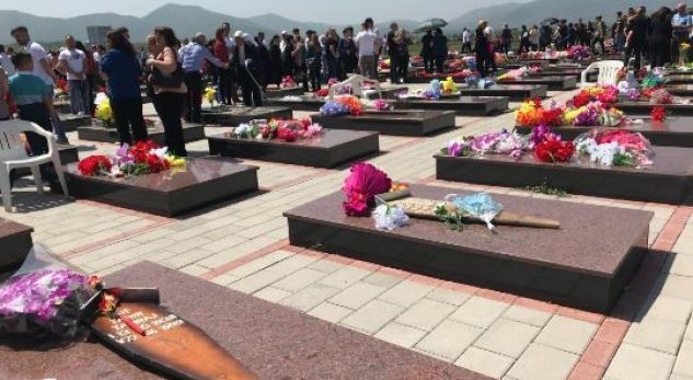 LDK kujton masakrën e Mejës: Krim makabër