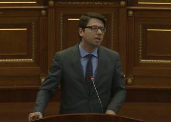 Murati i reagon Ramës: Vetëm po e zbatojmë ligjin që e ka mbështetur edhe LDK