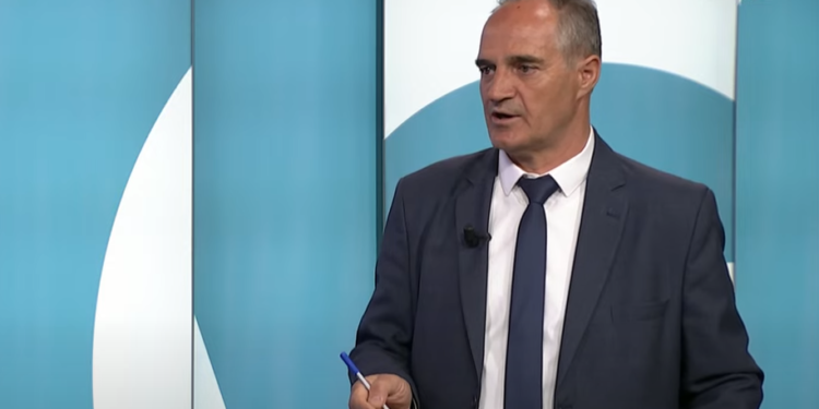 Hasani thotë se Gjykata Speciale po e lufton UÇK-në