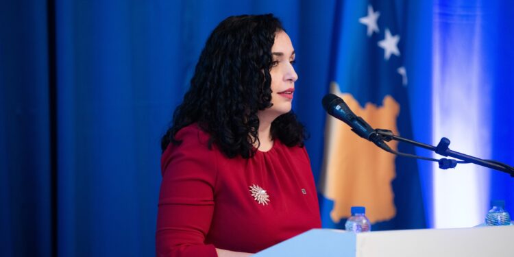 Osmani falënderon eurodeputetët që ndihmuan në liberalizim të vizave për kosovarët