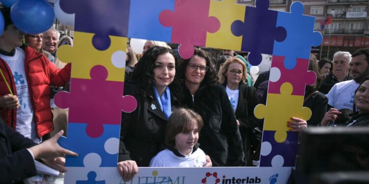 Osmani për Ditën Botërore të Autizmit: Mundësi për t’i sfiduar stereotipat dhe stigmat