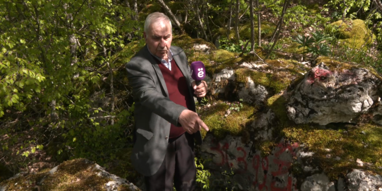 Si mbijetuan babë e bir 27 ditë mes shkëmbinjve?