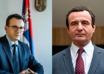 Petkoviq i reagon Kurtit: Turp të kesh!