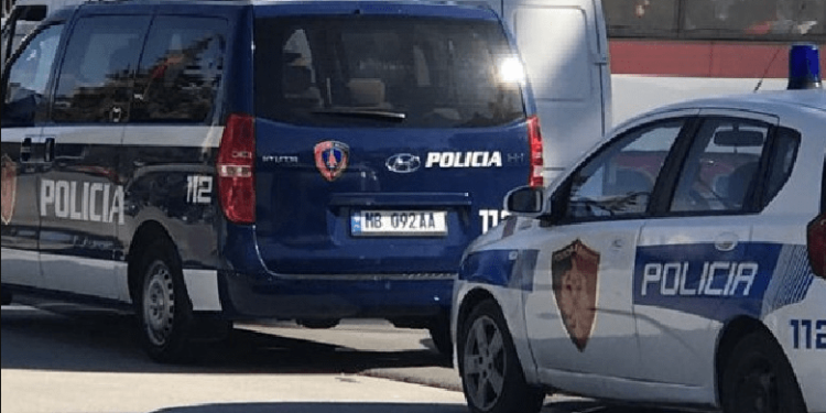 Sherr në Tiranë, vritet një 20 vjeçar