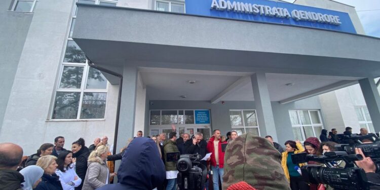 Proteston sindikata e QKUK-së, të pakënaqur me koeficientin e pagave