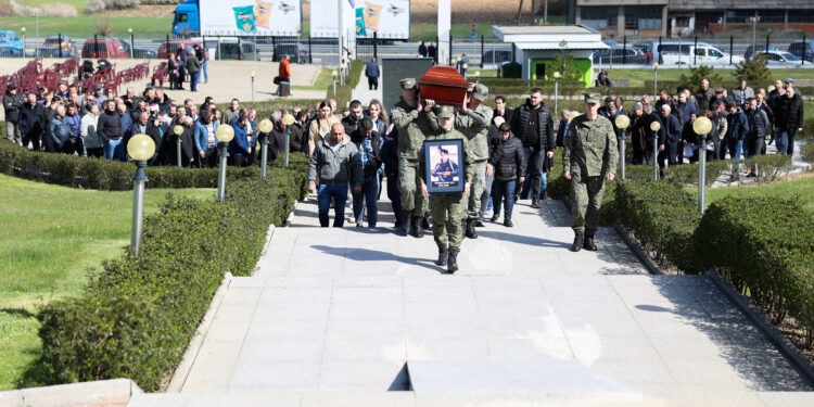 Haradinaj: Ekrem Dili tash e tutje do të prehet në varrezat e dëshmorëve në Penu të Podujevës