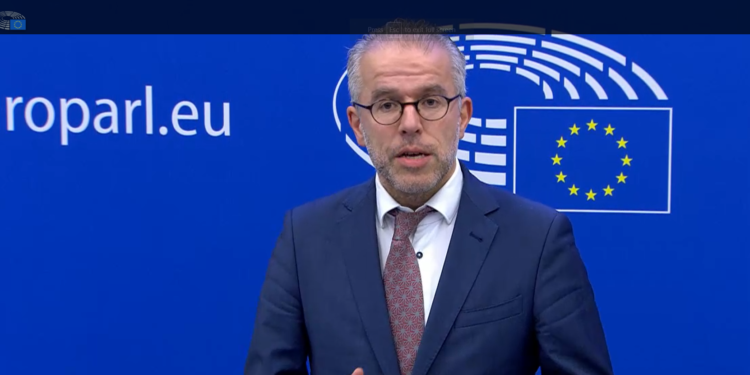 Reuten: E padrejtë dhe e pajustifikueshme pse u vonua kaq shumë liberalizimi i vizave