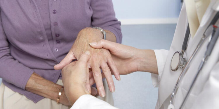 Si të parandaloni artritin me kalimin e moshës?