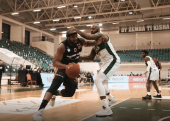 Samuels thotë se Bashkimi nuk ia ka paguar paratë e kontratës