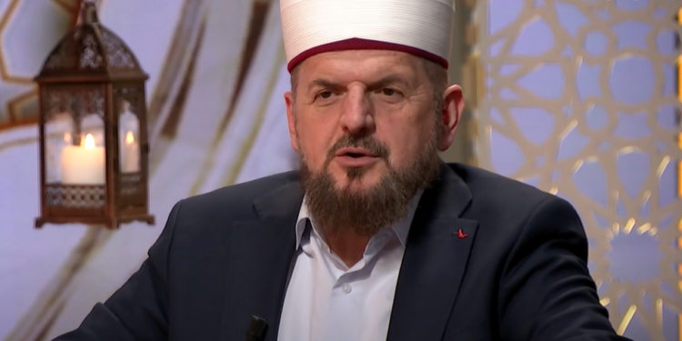 Çka është atdhedashuria sipas Shefqet Krasniqit?