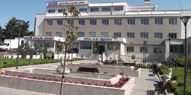 Policia jep detaje për vdekjen e 5-vjeçarit nga arma e zjarrit në Vushtrri