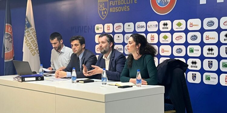 Mbahet takimi mes MKRS-së, FFK-së dhe klubeve, diskutohet për licencimin