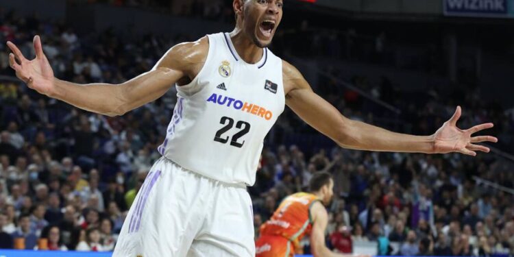 Euroleague mbyll sezonin e rregullt, ja tetë skuadrat çerekfinaliste dhe shorti