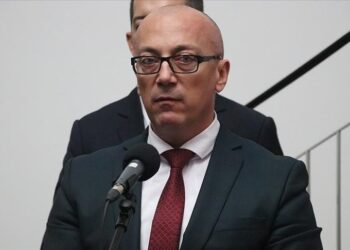 Rakiq bën thirrje për bojkot të zgjedhjeve në veri