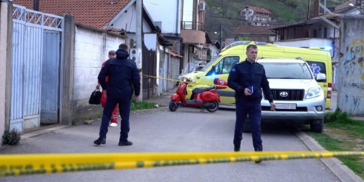 Sot varroset gruaja që dyshohet se u vra nga i biri në Pejë