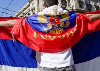 E djathta në Serbi proteston kundër marrëveshjes me Kosovën