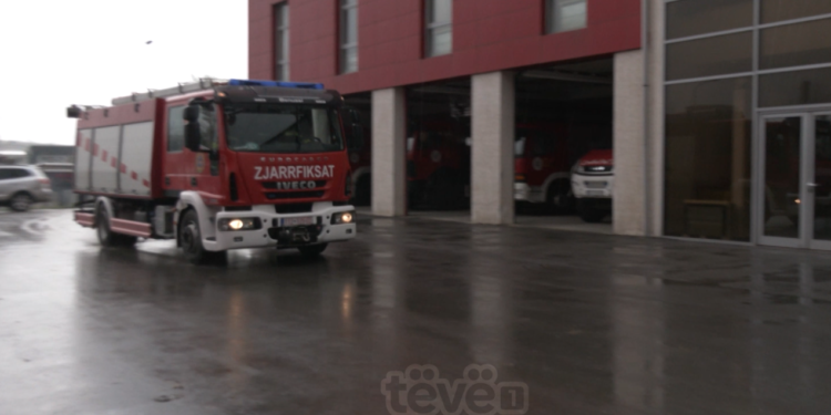 Zjarrfikësit të pakënaqur me kushtet e punës, paralajmërojnë protestë