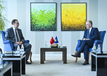 Bislimi në takim me ambasadori turk, flasin për thellimin e marrëdhënieve bilaterale