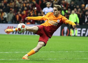 Milani “peshkon” në Turqi