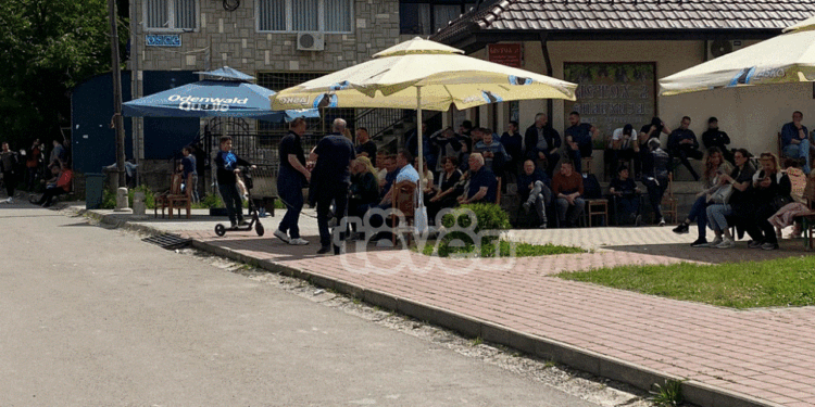 Rënie e dukshme e protestuesve serbë në Leposaviq