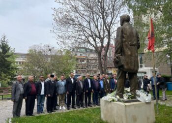 Kundërshtohet heqja e emrit të Hasan Prishtinës nga UP-ja