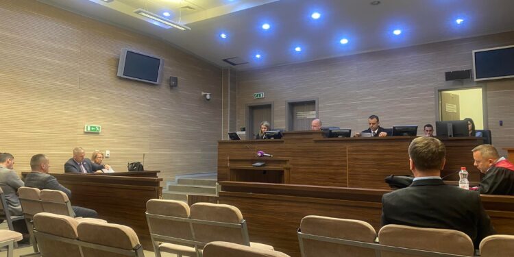 Fillon seanca gjyqësore ndaj ish-kryeshefit të KPM-së, Luan Latifi