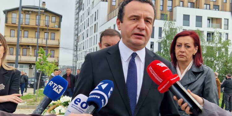 Kurti kujton Konushefcin dhe Malajn: Dëshmorët që i dëshmojnë krimet serbe në Kosovë