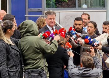 Lajçak: Me Kurtin diskutuam për hapat e mëtejmë të dialogut