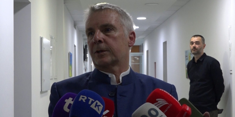 Rohde: Nuk mjafton një version, Kosova ka obligim hartimin e draft-statutit për Asociacionin