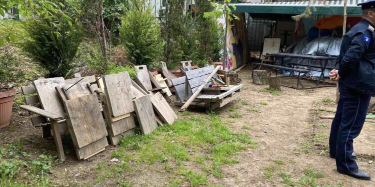 Inspekcioni bën lirimin e hapësirave publike në Parkun e Qytetit