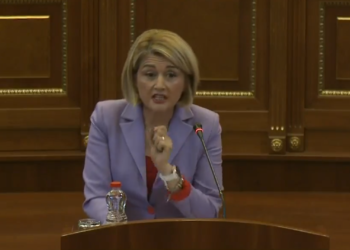 Kusari-Lila: Tërhiqeni rezolutën për shkarkimin e ministres Hajdari, nuk ka bazë kushtetuese