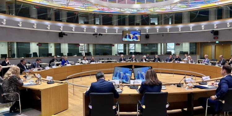 Kosova dhe BE-ja miratojnë udhëzimet e përbashkëta të politikave ekonomike