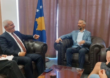Sveçla në takim me Atiqin: Mitrovica e Veriut do të përjetojë progresin e merituar