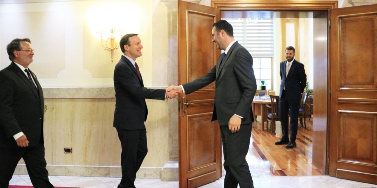 Konjufca me senatorët amerikanë: S’mund të ketë Asociacion që cenon sovranitetin