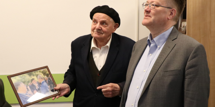 Abbott: Mirëpresim miratimin e Deklaratës për të Zhdukurit, të zbatohet shpejt