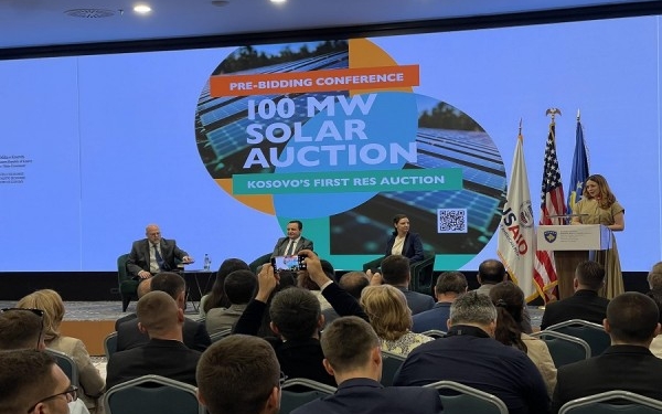 Kurti: Jemi në vijë të drejtë të një tranzicioni të nevojshëm energjetik