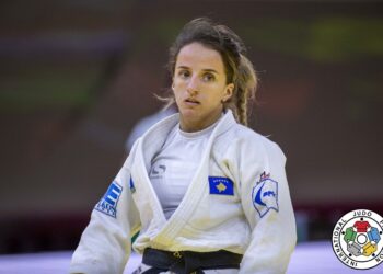 Distria Krasniqi ndalet në gjysmëfinale, tani kërkon të bronztën