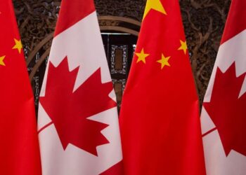 Kina dëbon një diplomat kanadez