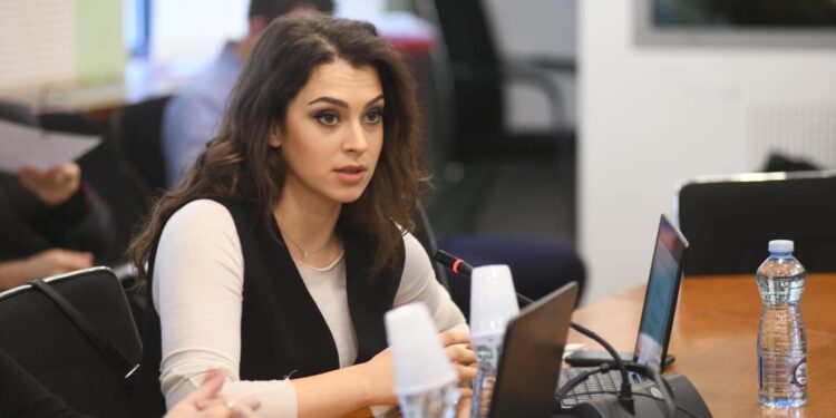 Kica – Xhelili thotë se Kurti po ofendon përtej asaj që e duron kjo shoqëri