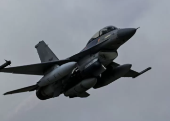 Amerika i jep mbështetje dërgimit të avionëve F-16 në Ukrainë